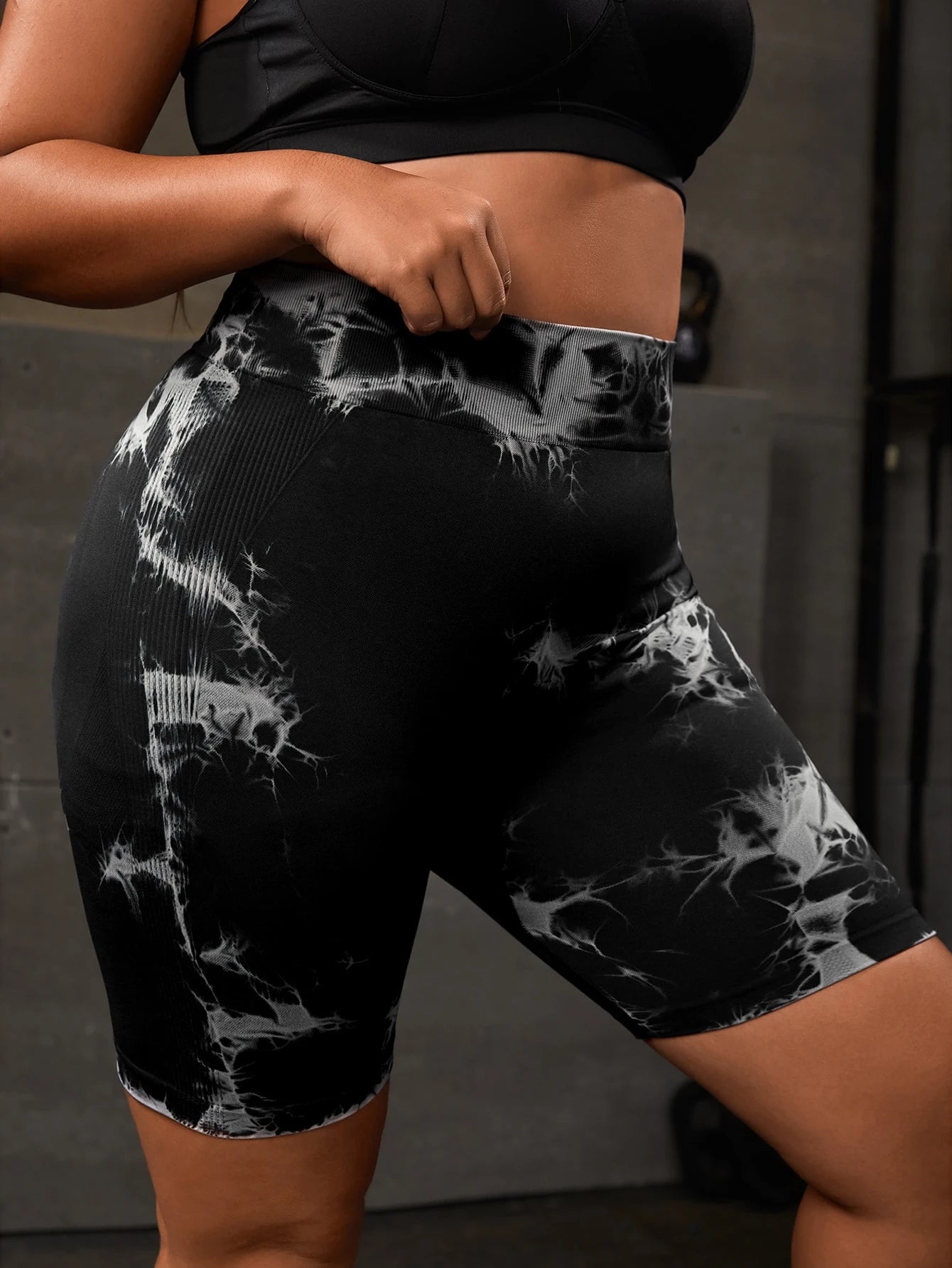short plus size, short feminino plus size, short plus size, short de academia plus size, short fitness plus size, short curto plus size, short bermuda plus size, short cintura alta plus size, short esportivo plus size