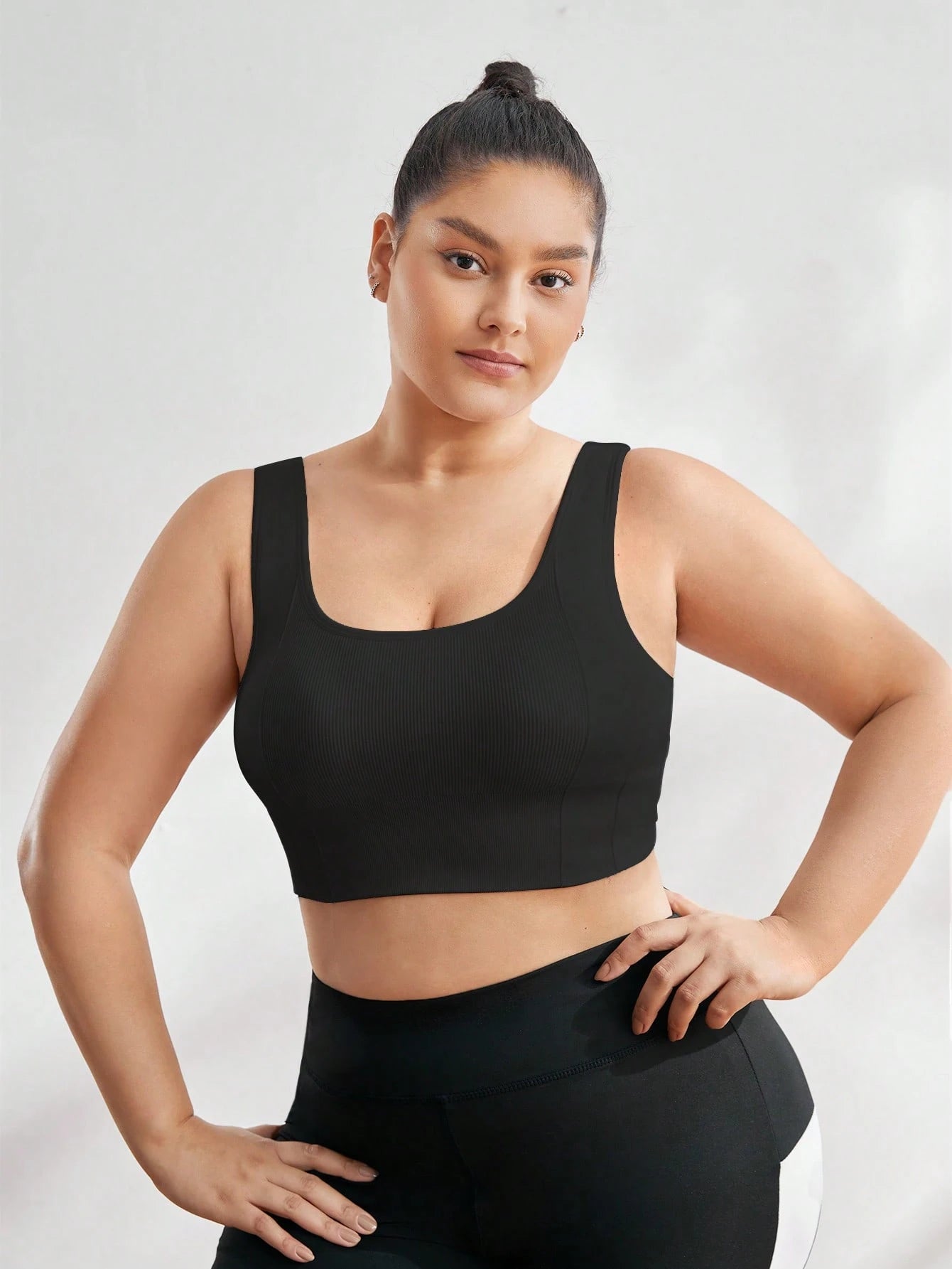 top esportivo, top esportivo plus size, top fitness plus size, top esportivo feminino plus size, top esportivo com bojo plus size, top esportivo plus size sustentação, top esportivo