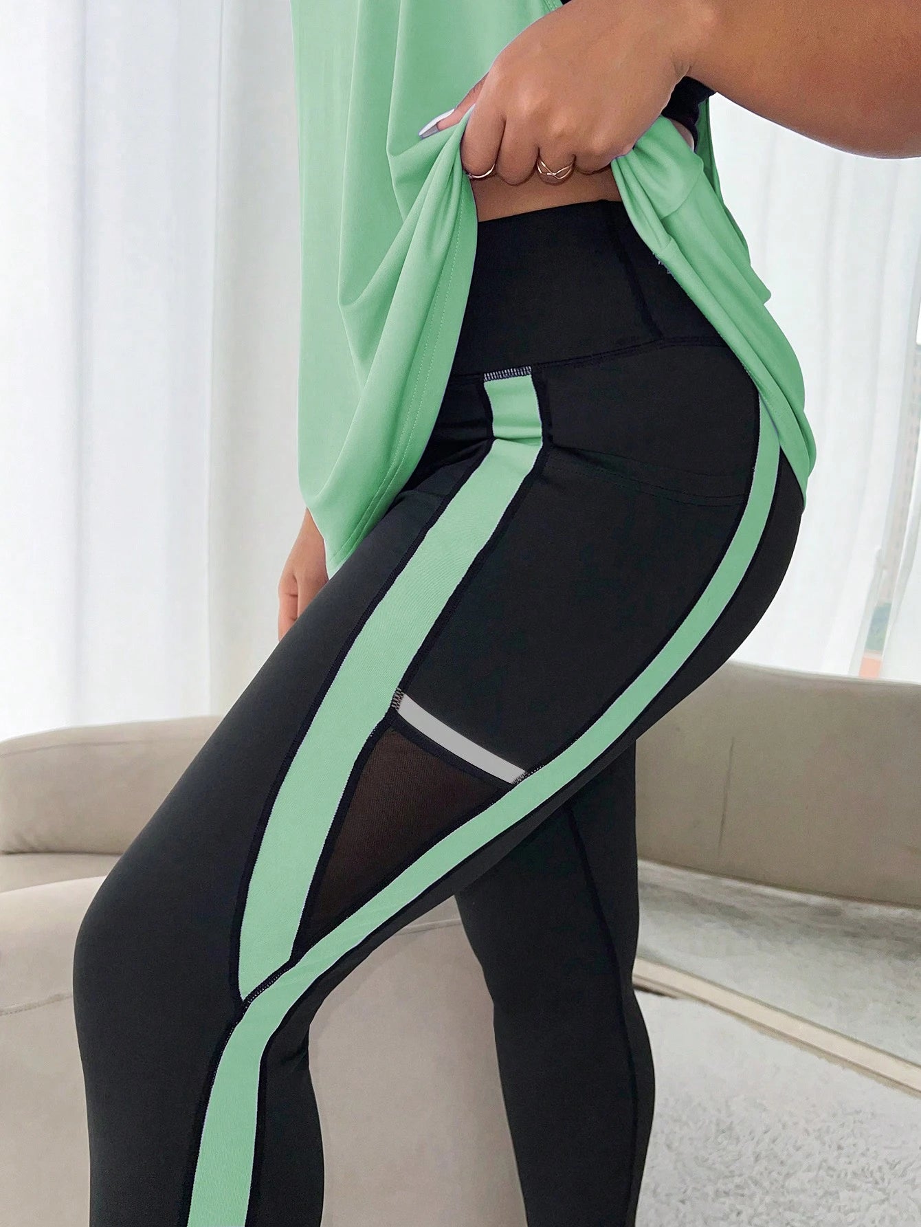 conjunto esportivo feminino, conjunto fitness feminino, conjunto esportivo feminino plus size, conjunto feminino plus size, conjunto feminino barato, conjunto feminino elegante, conjunto feminino casual