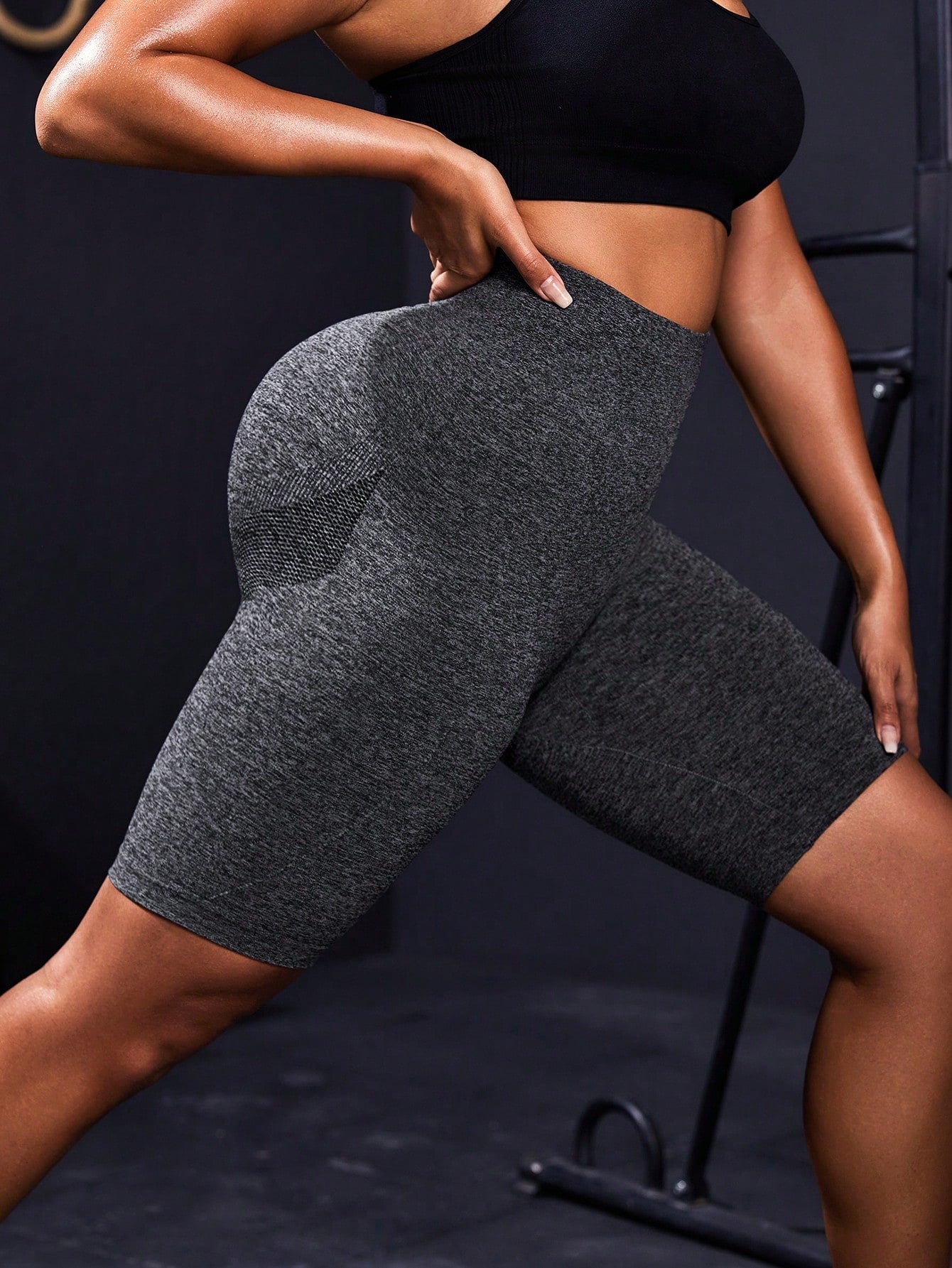 short plus size, short feminino plus size, short plus size, short de academia plus size, short fitness plus size, short curto plus size, short bermuda plus size, short cintura alta plus size, short esportivo plus size