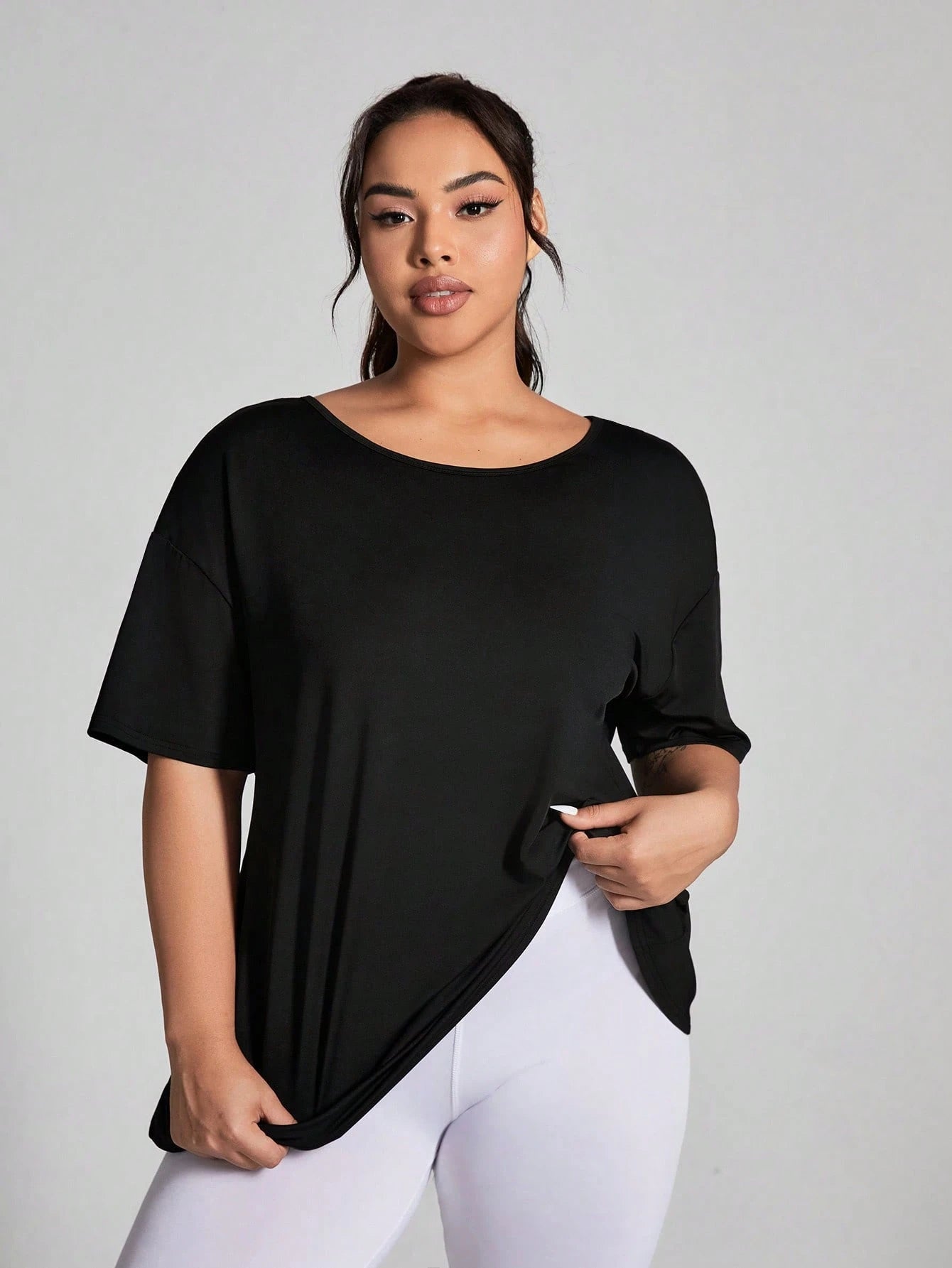 camiseta esportiva plus size, camiseta fitness plus size, camiseta esportiva feminina plus size, camiseta feminina plus size, camiseta fitness feminina plus size, camiseta esportiva plus size dry fit, camiseta esportiva plus size barata
