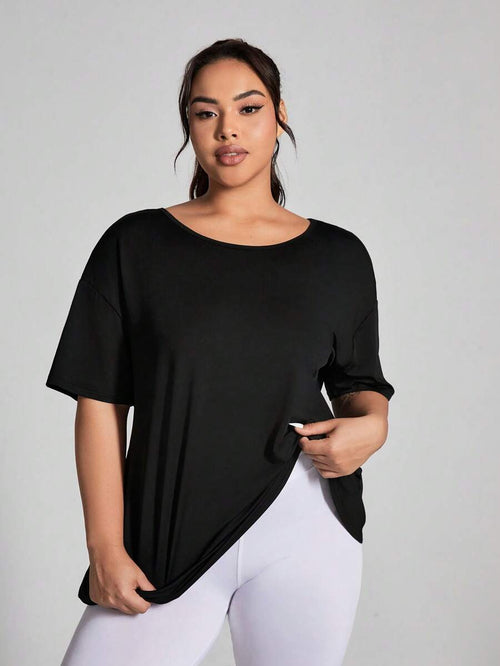 Camiseta Plus Size com Aberturas nas Costas