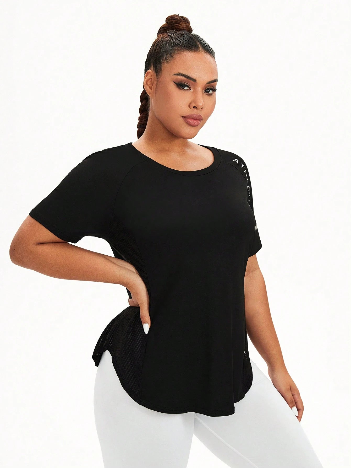 SHEIN Sport Studio Camiseta Esportiva de Manga Curta Plus Size Casual com Contraste de Cor e Retalhos, Verão