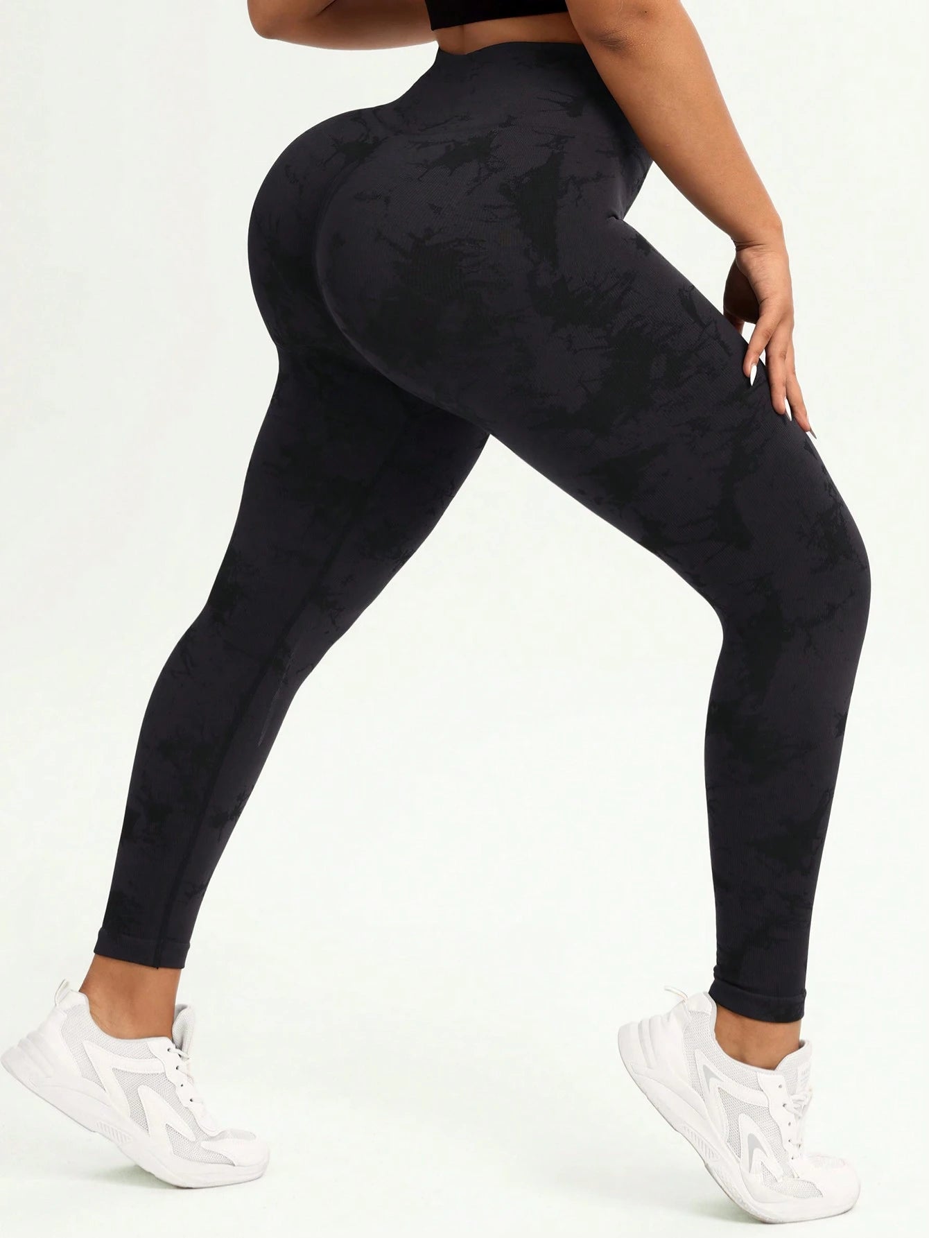 legging plus size, calça legging plus size, legging plus size cintura alta, legging plus size fitness, legging plus size com bolso, legging plus size estampada, legging plus size barata, legging plus size ideal para malhar, legging plus size compressão, legging plus size modeladora, calça legging plus size para academia, legging