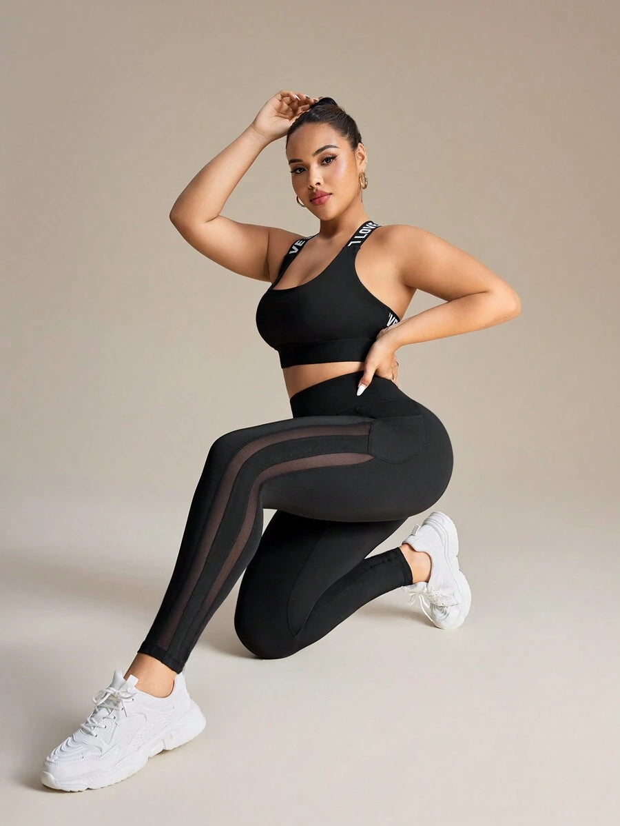 Legging Plus Size com Transparência