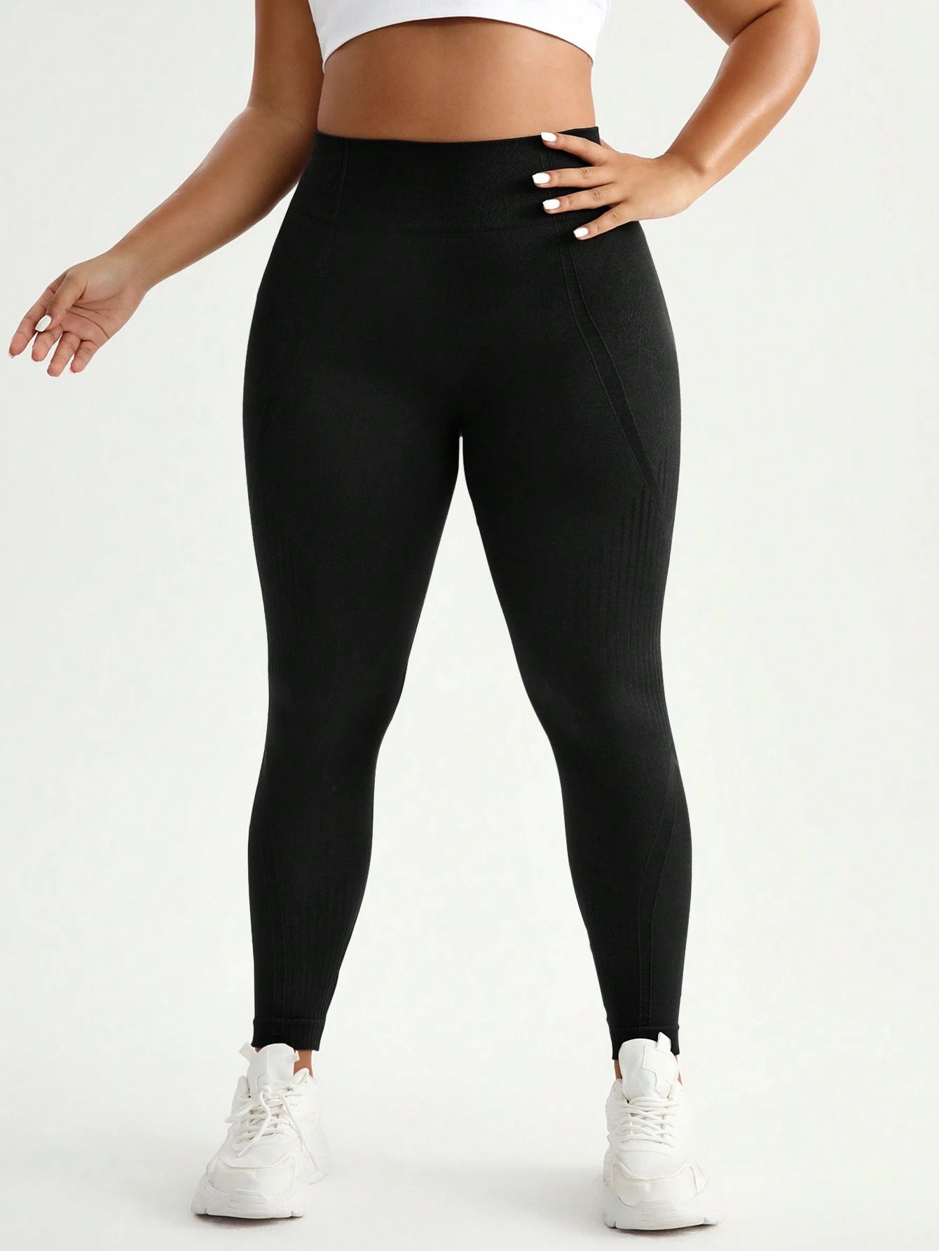 legging plus size, calça legging plus size, legging plus size cintura alta, legging plus size fitness, legging plus size com bolso, legging plus size estampada, legging plus size barata, legging plus size ideal para malhar, legging plus size compressão, legging plus size modeladora, calça legging plus size para academia, legging