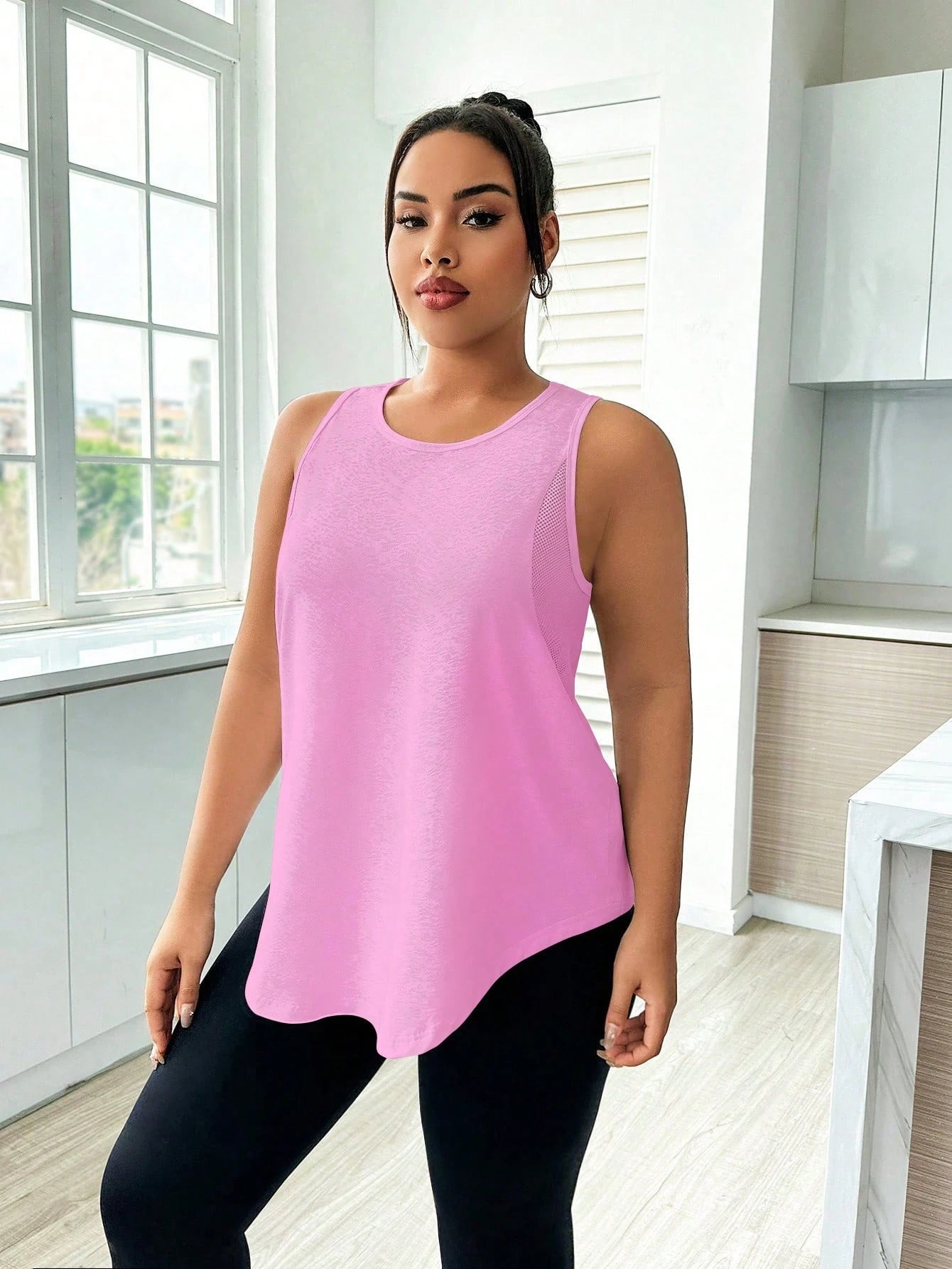 regata esportiva plus size, regata fitness plus size, regata esportiva feminina plus size, regata fitness feminina plus size, regata esportiva plus size dry fit, regata esportiva plus size academia, regata fitness plus size com estampa, regata fitness plus size sem manga, regata esportiva plus size leve, regata fitness plus size modeladora, regata esportiva plus size com proteção UV, regata esportiva