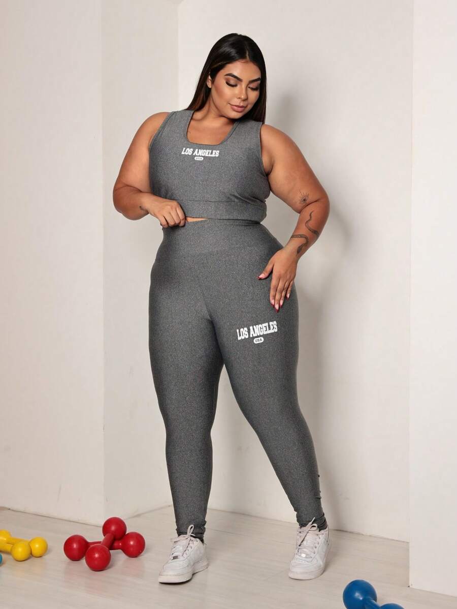 Conjunto Top e Calça Plus Size
