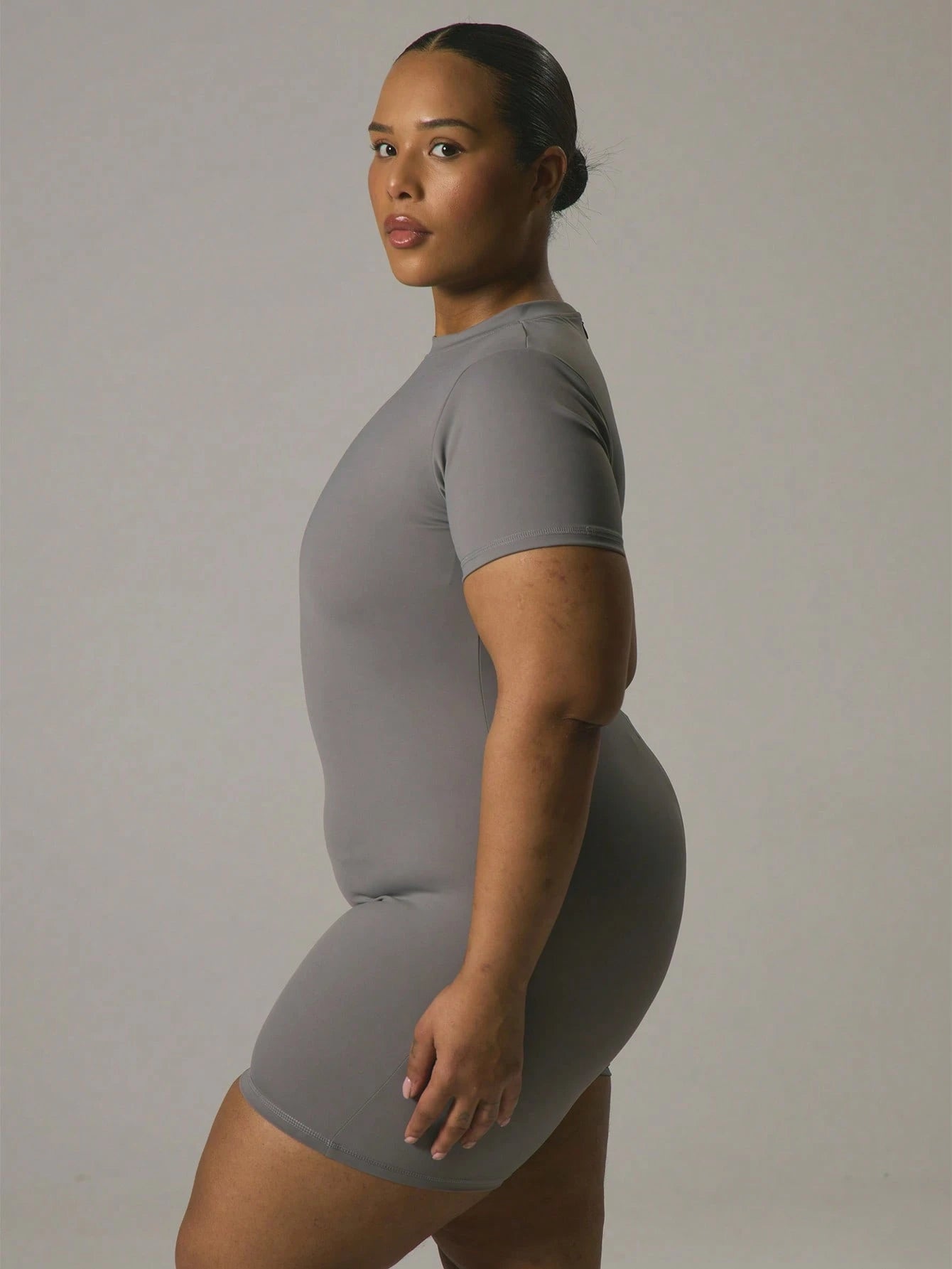 macacão plus size, macaquinho plus size, macacão feminino plus size, macaquinho feminino plus size, macacão plus size, macaquinho plus size para verão, macacão plus size social, macaquinho plus size casual, macacão plus size elegante, macaquinho plus size confortável,