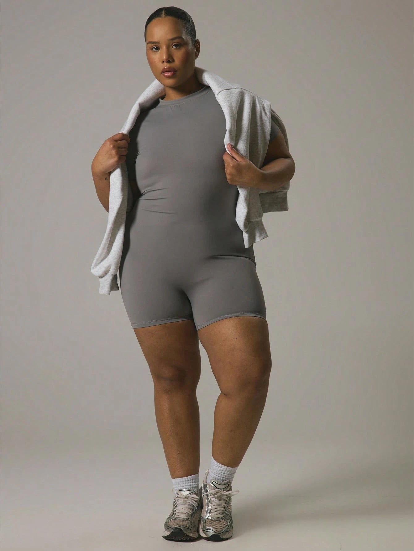 macacão plus size, macaquinho plus size, macacão feminino plus size, macaquinho feminino plus size, macacão plus size, macaquinho plus size para verão, macacão plus size social, macaquinho plus size casual, macacão plus size elegante, macaquinho plus size confortável,