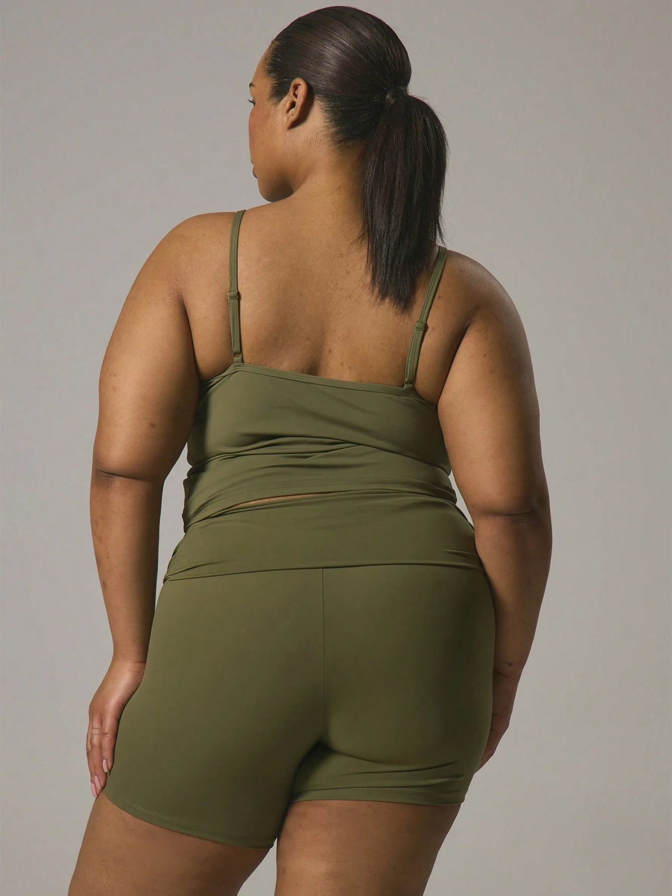 conjunto esportivo feminino, conjunto fitness feminino, conjunto esportivo feminino plus size, conjunto feminino plus size, conjunto feminino barato, conjunto feminino elegante, conjunto feminino casual