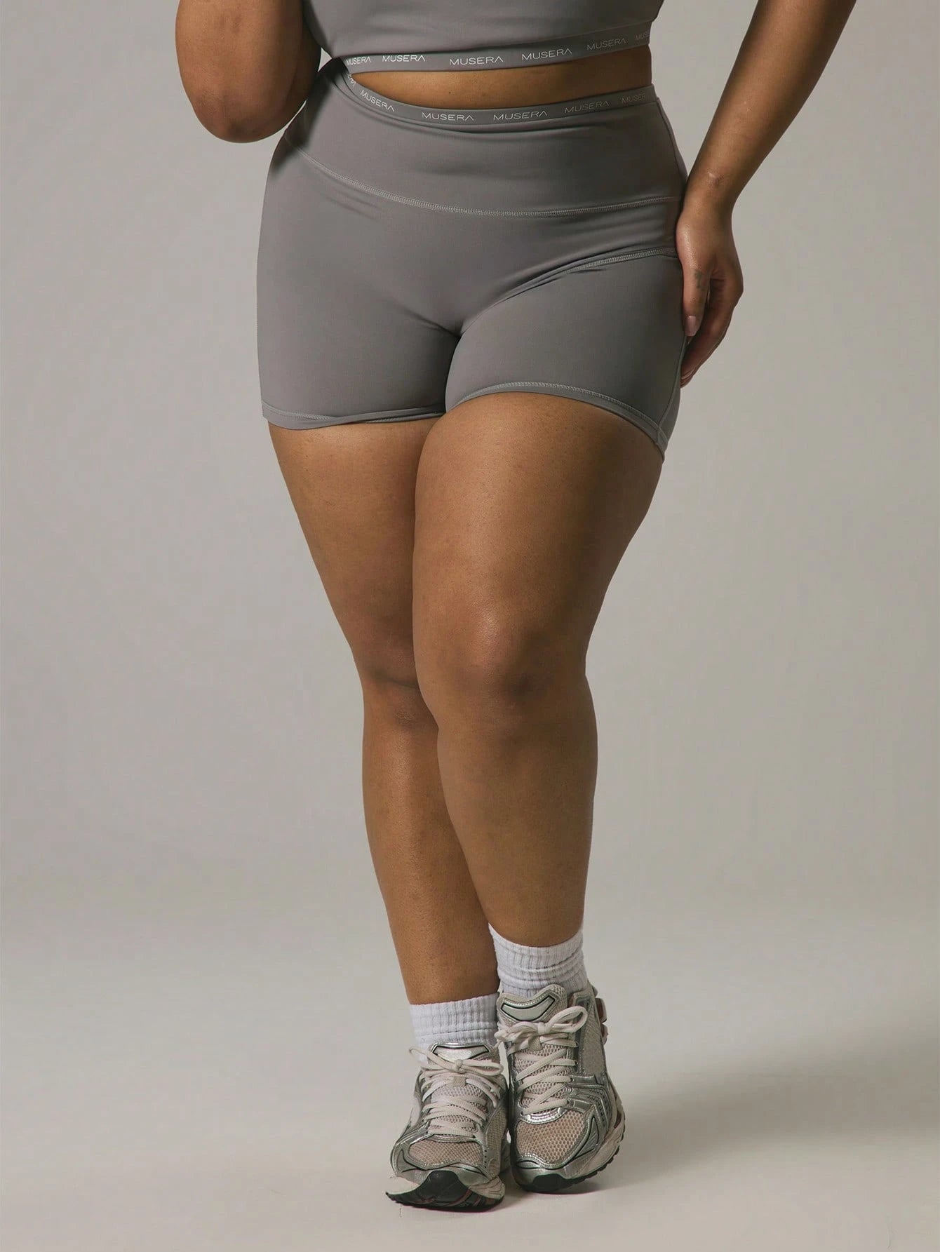 conjunto esportivo feminino, conjunto fitness feminino, conjunto esportivo feminino plus size, conjunto feminino plus size, conjunto feminino barato, conjunto feminino elegante, conjunto feminino casual
