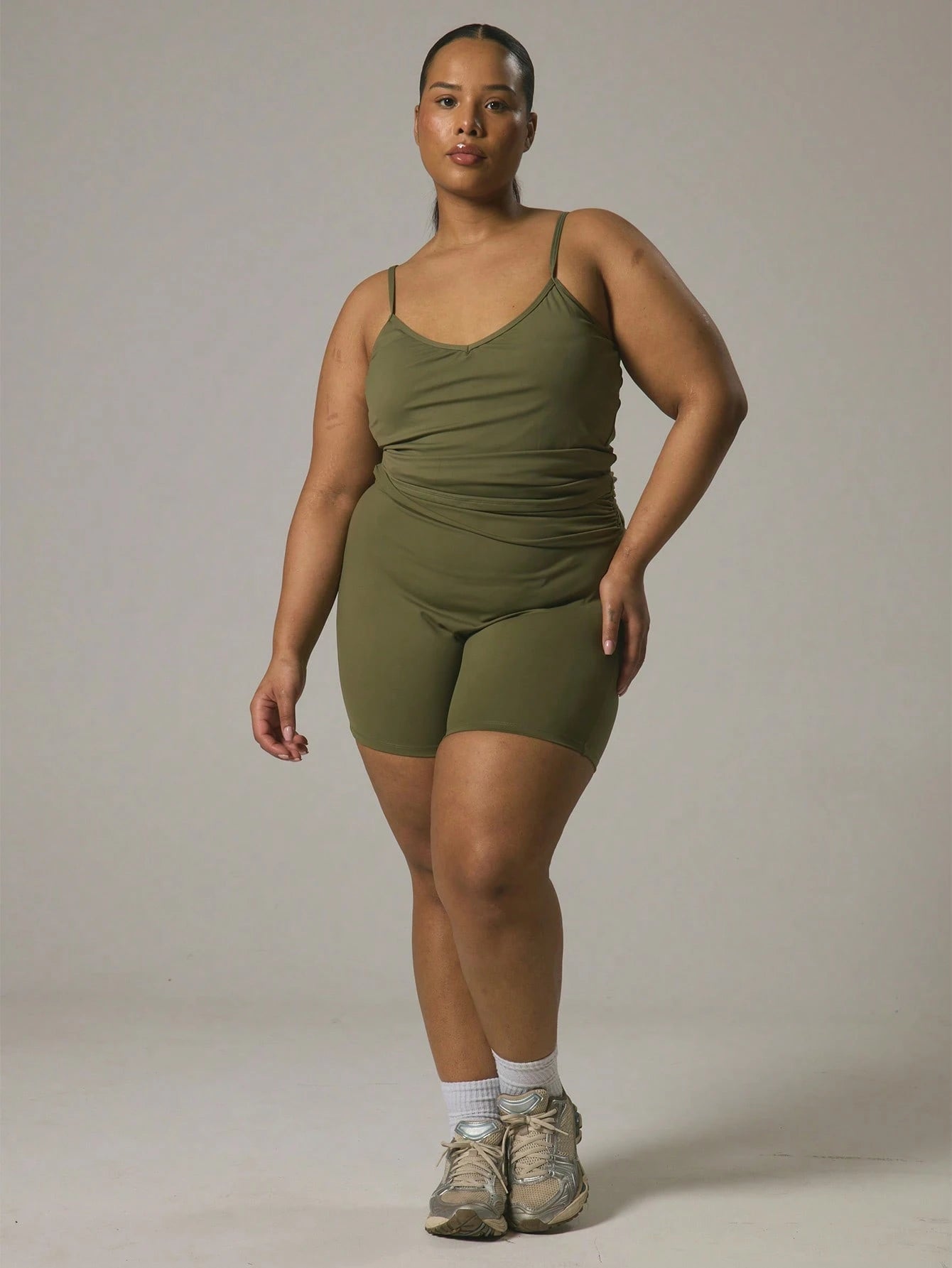 conjunto esportivo feminino, conjunto fitness feminino, conjunto esportivo feminino plus size, conjunto feminino plus size, conjunto feminino barato, conjunto feminino elegante, conjunto feminino casual