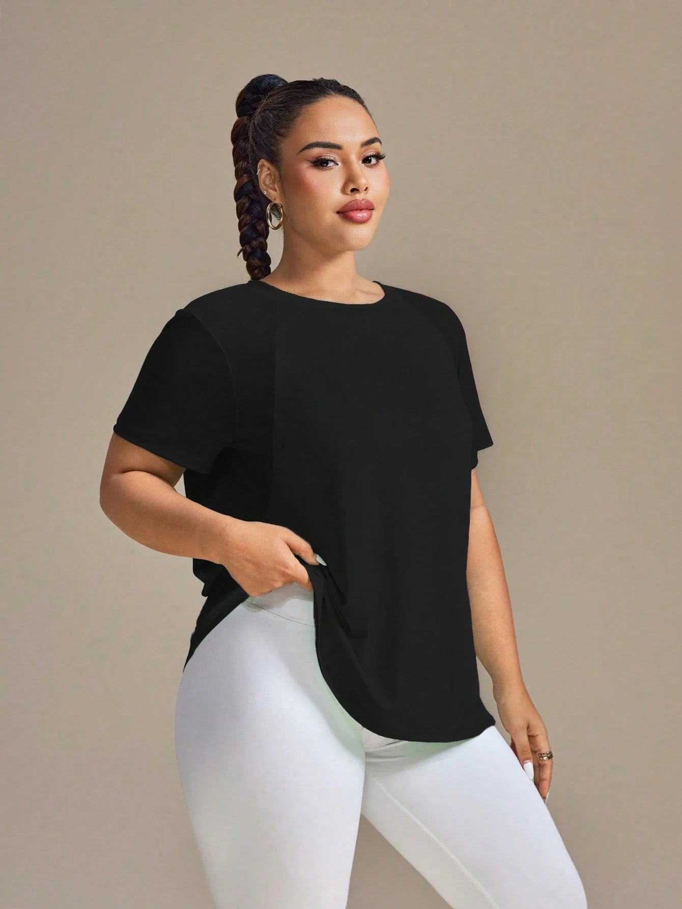 camiseta esportiva plus size, camiseta fitness plus size, camiseta esportiva feminina plus size, camiseta feminina plus size, camiseta fitness feminina plus size, camiseta esportiva plus size dry fit, camiseta esportiva plus size barata
