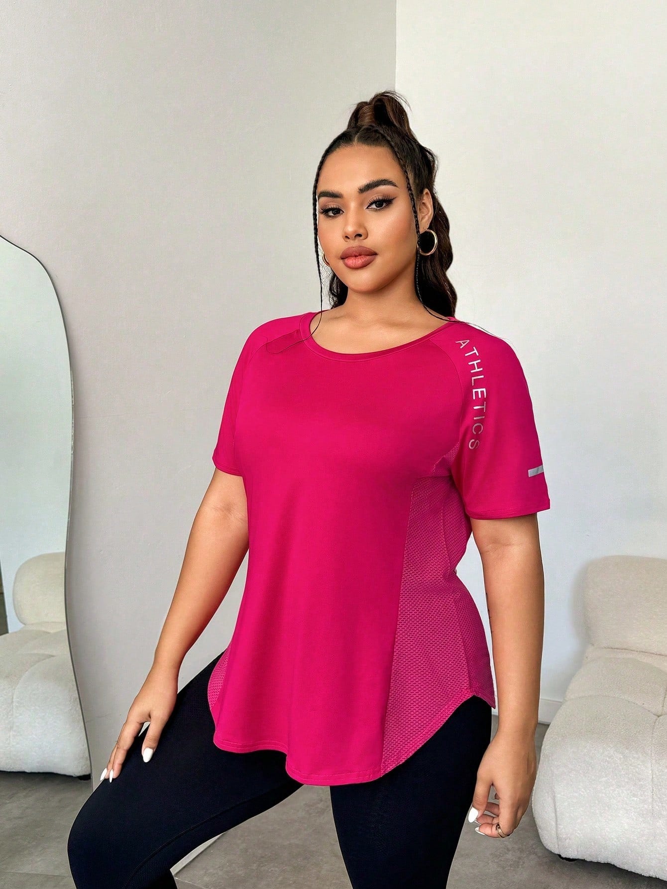 SHEIN Sport Studio Camiseta Esportiva de Manga Curta Plus Size Casual com Contraste de Cor e Retalhos, Verão