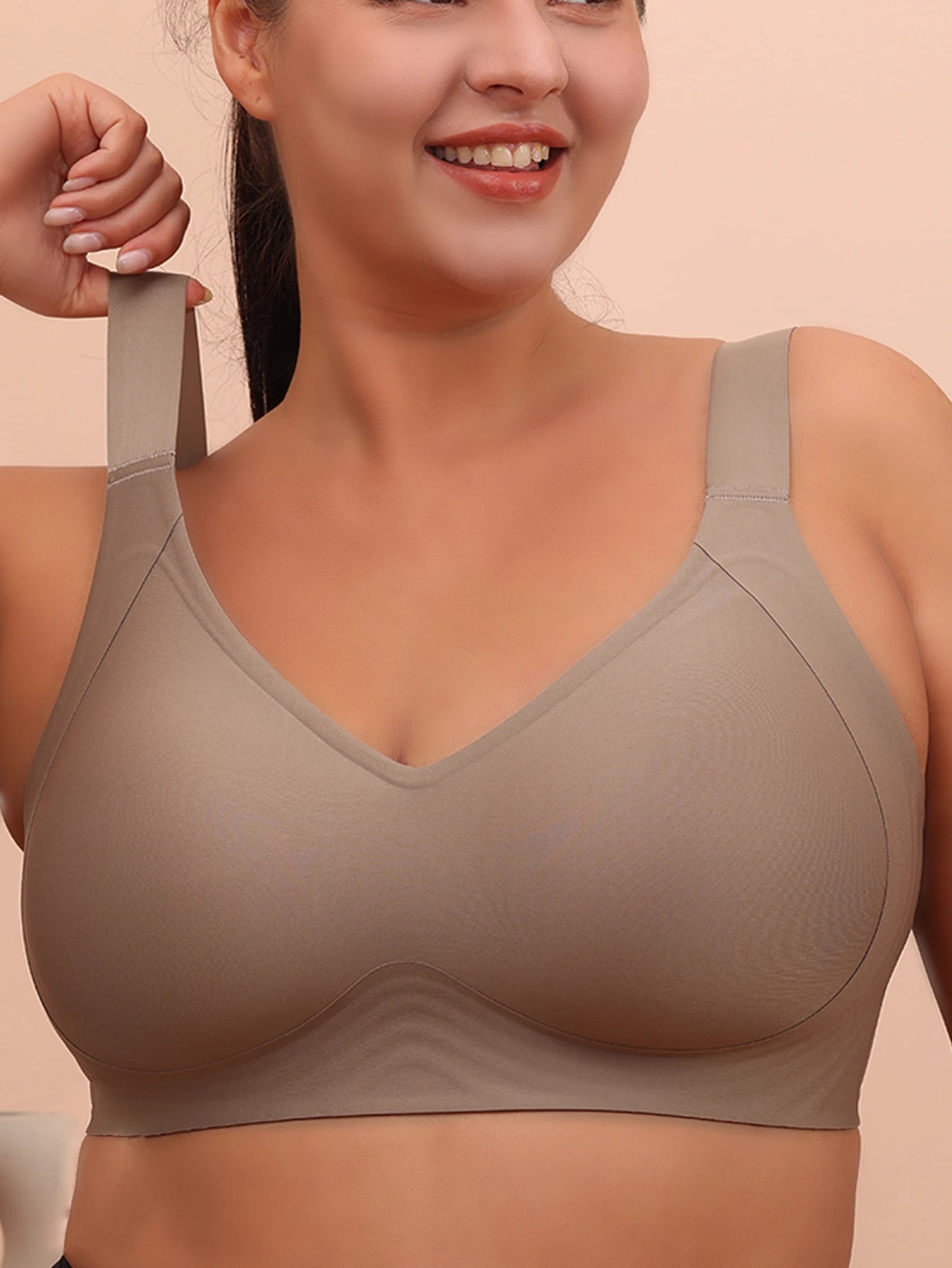 sutiã plus size, sutiã plus size reforçado, sutiã plus size com bojo, sutiã plus size sem bojo, sutiã plus size sustentação, sutiã plus size confortável, sutiã plus size barato, sutiã plus size alças largas, sutiã plus size nadador, sutiã plus size microfibra, sutiã plus size poliamida, sutiã plus size modelador, sutiã plus size com aro, sutiã plus size sem aro, sutiã plus size algodão