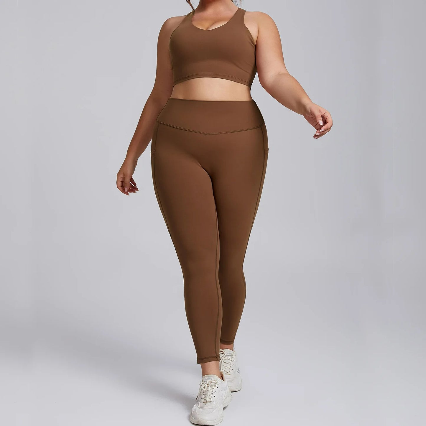 legging plus size, calça legging plus size, legging plus size cintura alta, legging plus size fitness, legging plus size com bolso, legging plus size estampada, legging plus size barata, legging plus size ideal para malhar, legging plus size compressão, legging plus size modeladora, calça legging plus size para academia, legging